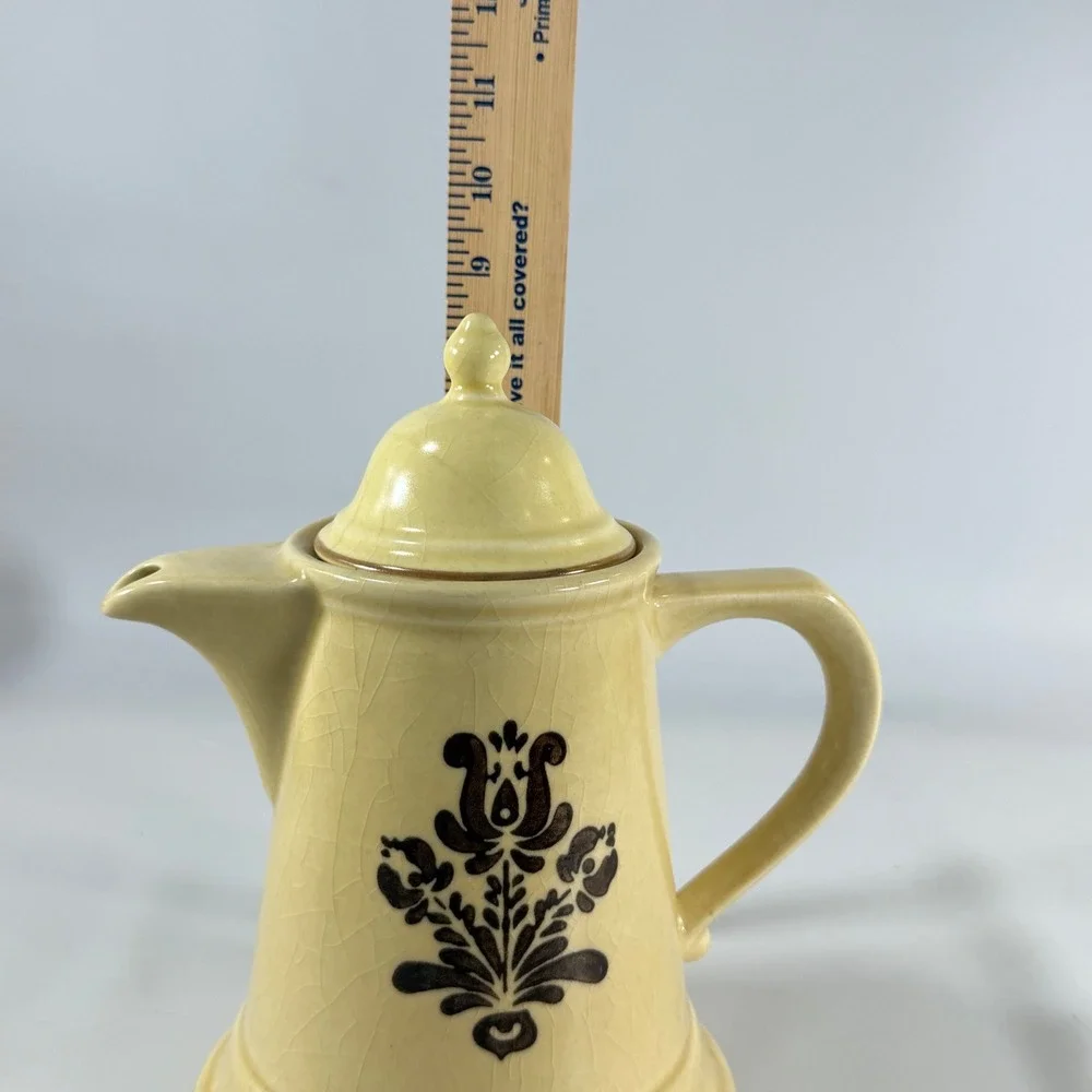 VTG Pfaltzgraff Village Coffee Pot Tea Server Pitcher Tan Brown Folk Farmhouse